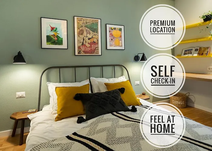 Bohemian Apartment In Old Town - Self Check-In